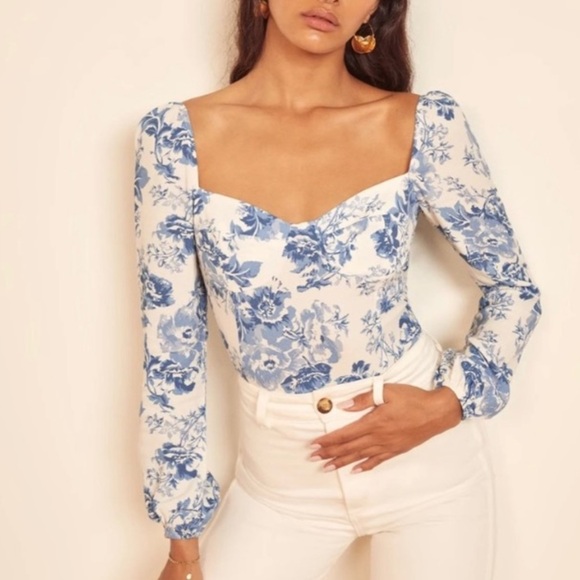 Reformation Reign Top in Olympia Blue Floral Smocked Sweetheart Long Sleeve sz 6 - Picture 1 of 8